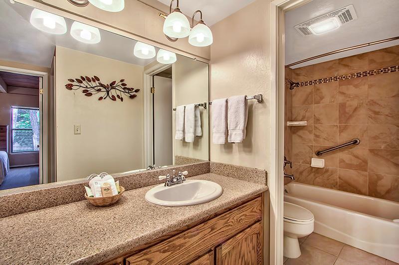 South Lake Tahoe Resort - Steps To Beach & Close To Heavenly Luaran gambar